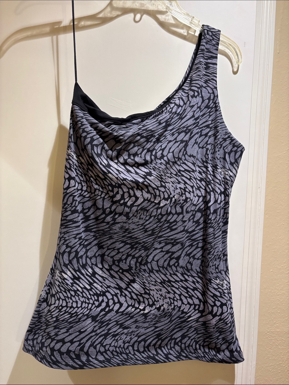 Express One-Shoulder Black and Gray Swirl Print Camisole
